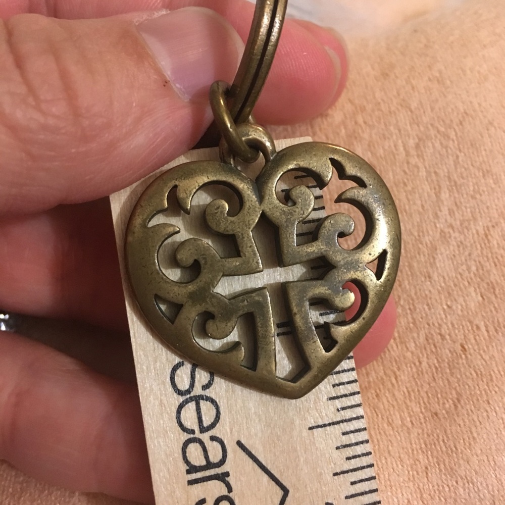 Well Loved James Avery Regal Heart Keychain Gem